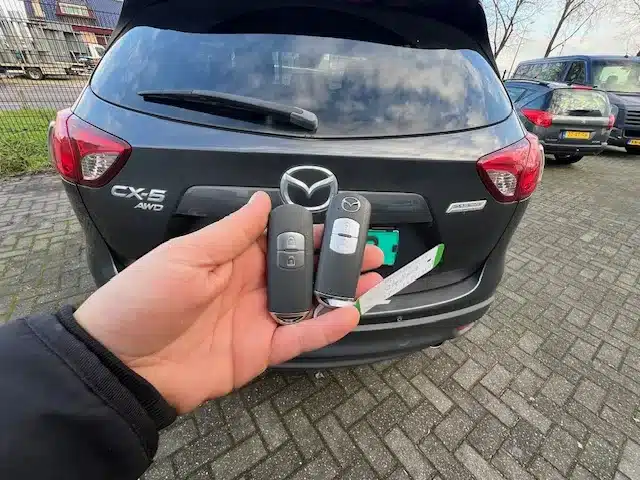 Mazda CX5 autosleutel bij laten maken