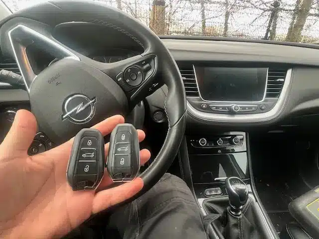 Opel autosleutel bijmaken Opel autosleutel bijmaken