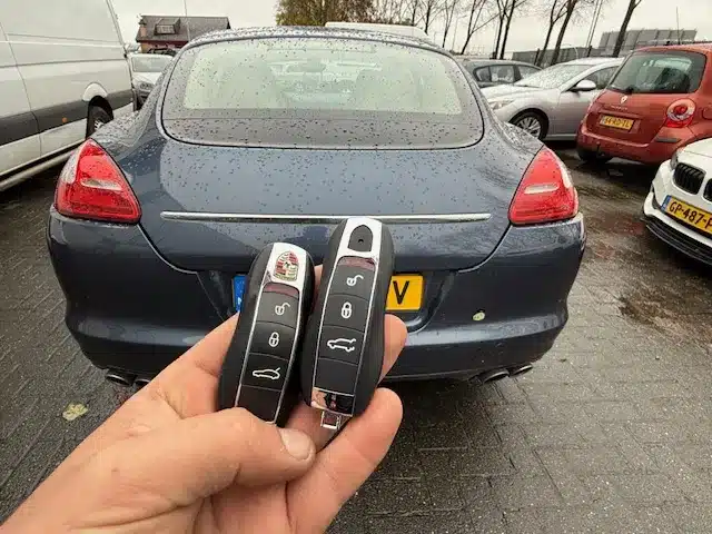 Porsche panamera sleutel bijmaken
